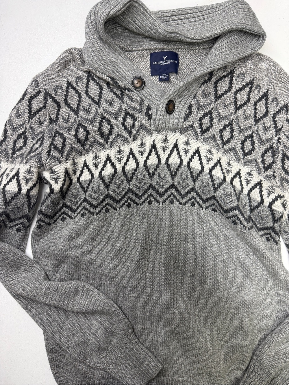American Eagle Men’s Gray Fair Isle Hooded Sweater Nordic Button Pullover